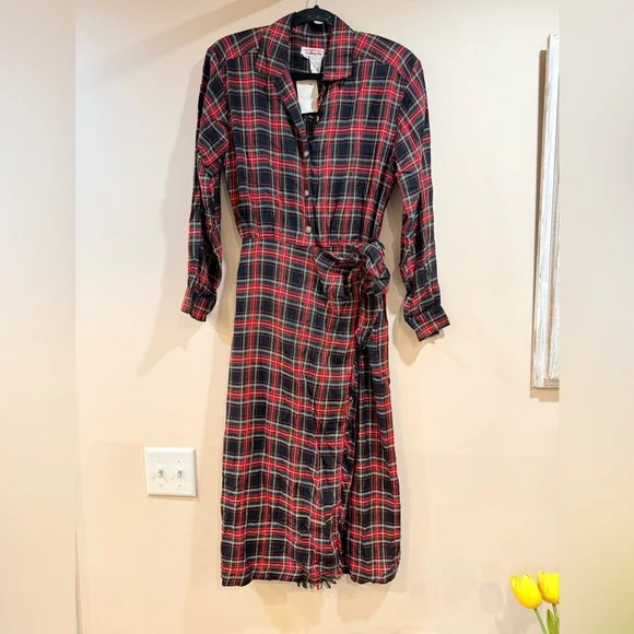 🔥NWT Talbots Women’s Plaid Wrap Shirtdress - Red & Black Size 4🔥 - Picture 1 of 5